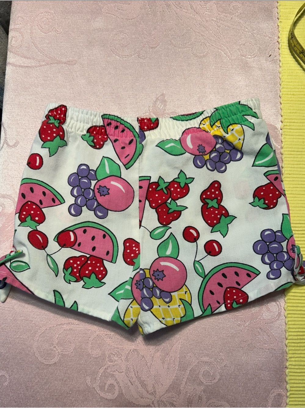 Vintage Girls White Fruit-Print Shorts Size 3T